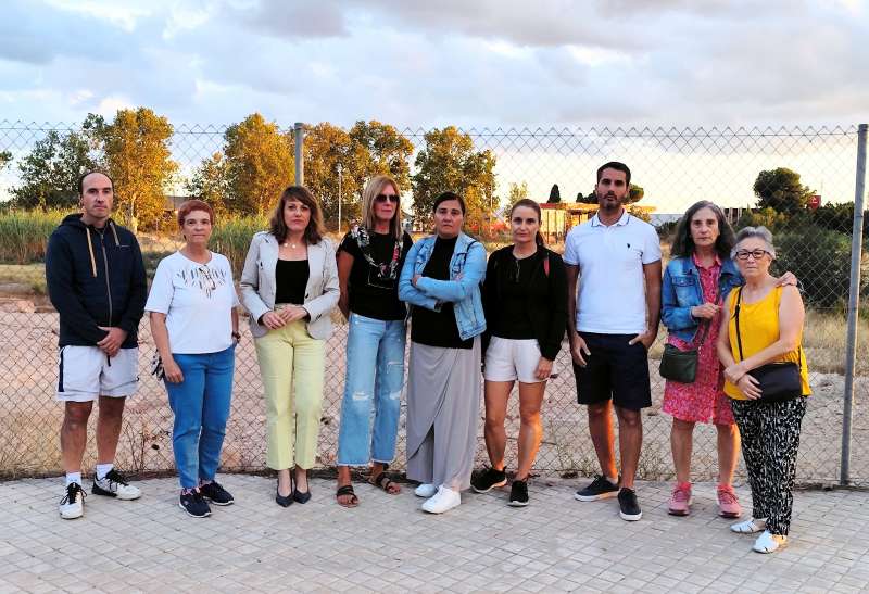 Reunió de Compromís amb la nova entitat veïnal. / EPDA